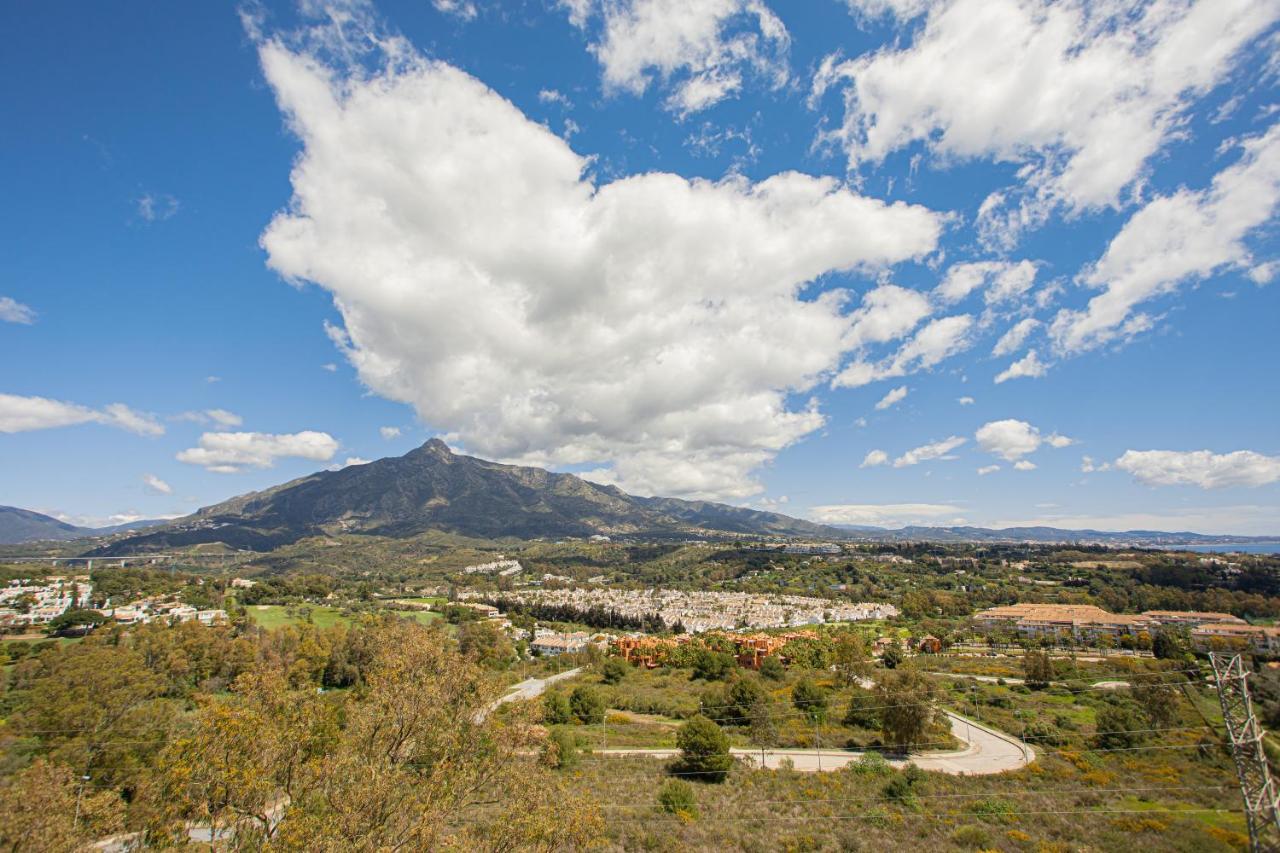 Modern Apartment With Stunning Views Marbella Exterior foto
